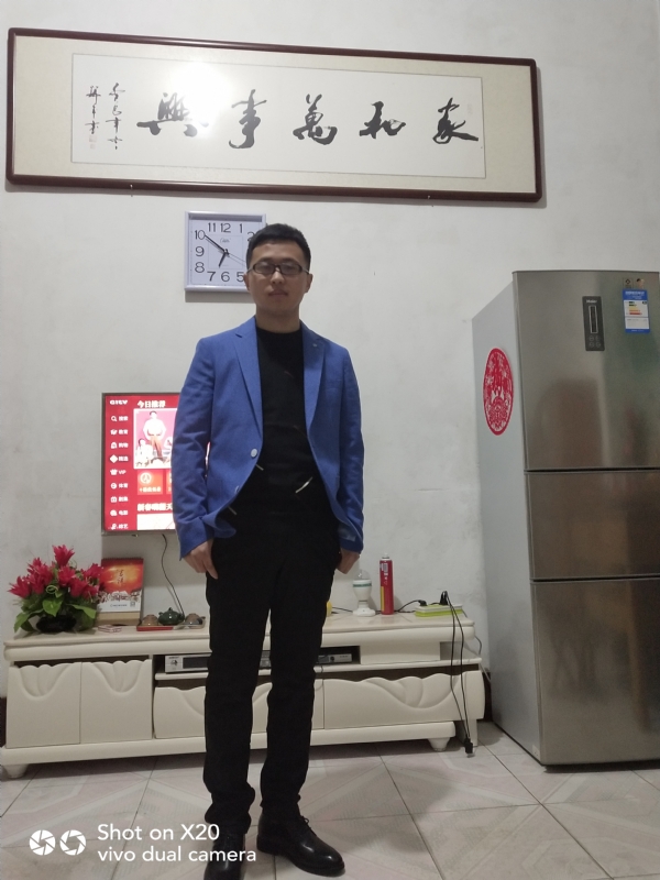 孤独的狼的第一张照片--邹城认干亲服务网